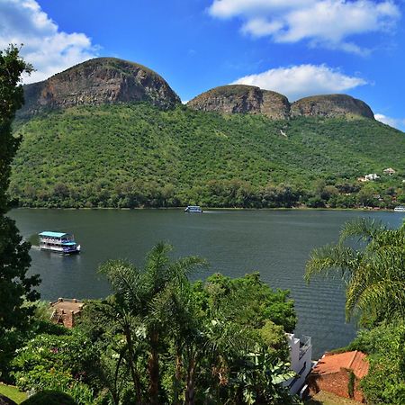 The Shore House Hartbeespoort Bagian luar foto