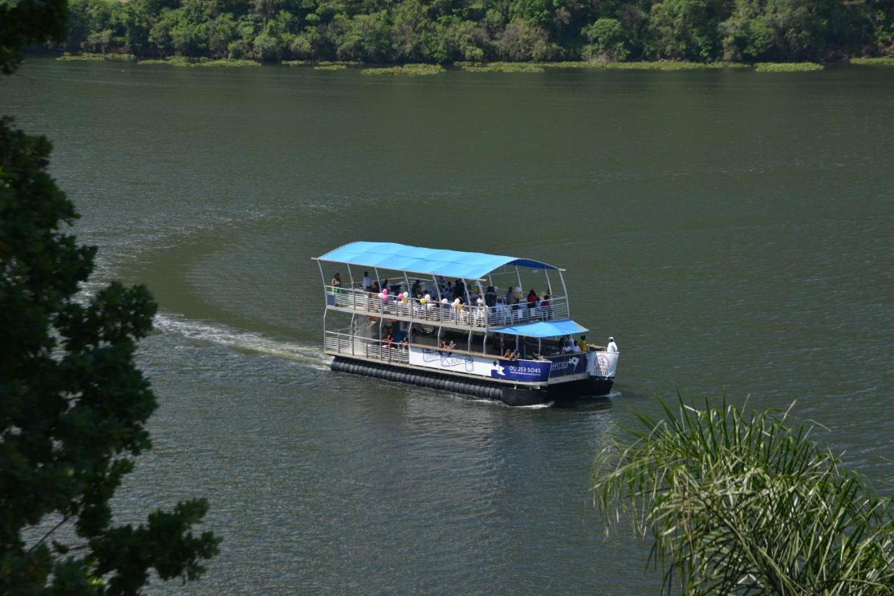 The Shore House Hartbeespoort Bagian luar foto