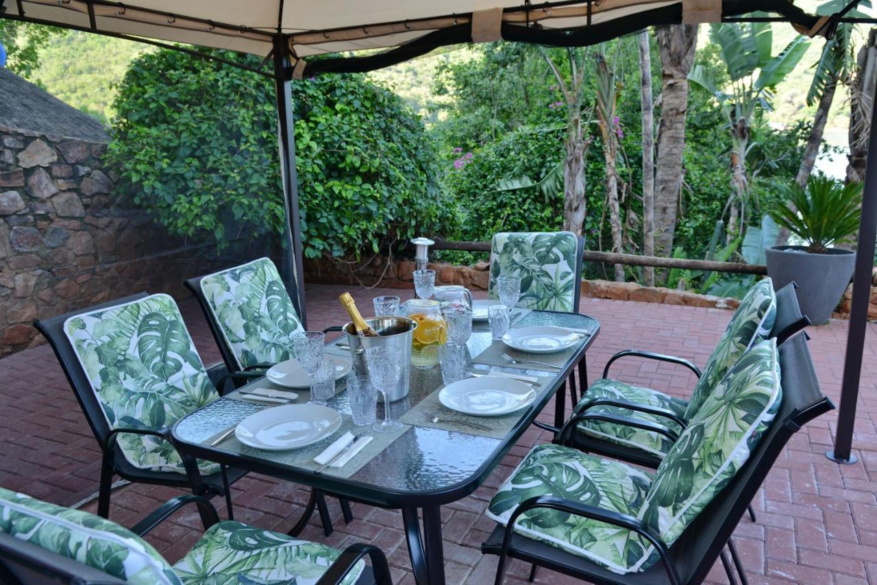 The Shore House Hartbeespoort Bagian luar foto