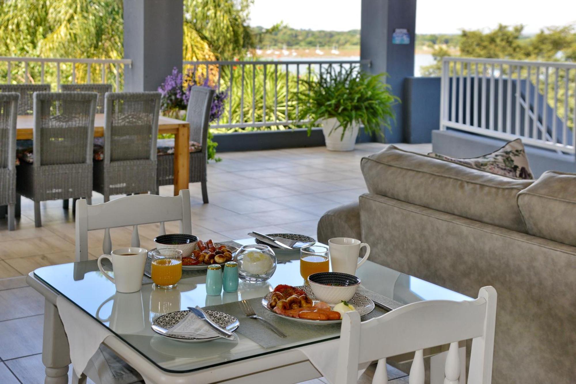 The Shore House Hartbeespoort Bagian luar foto