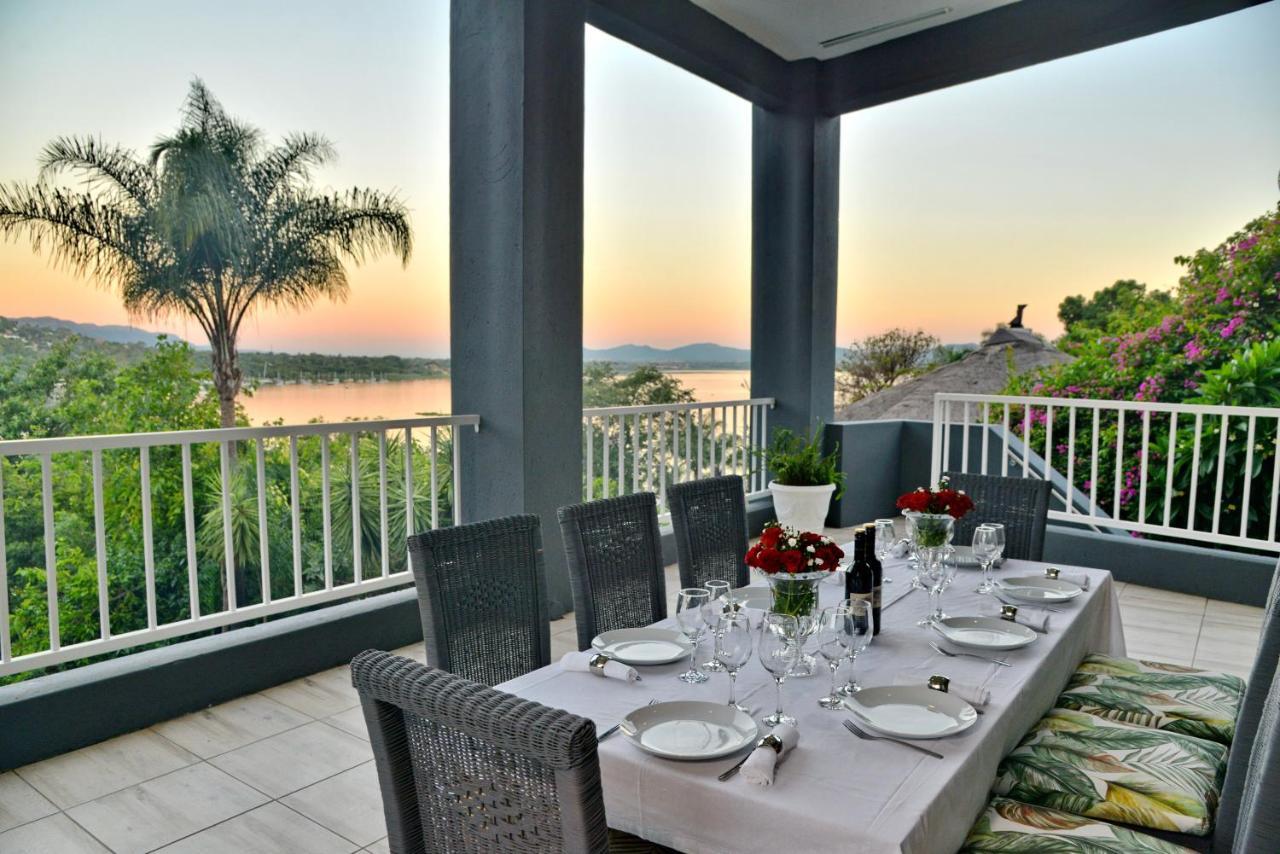 The Shore House Hartbeespoort Bagian luar foto